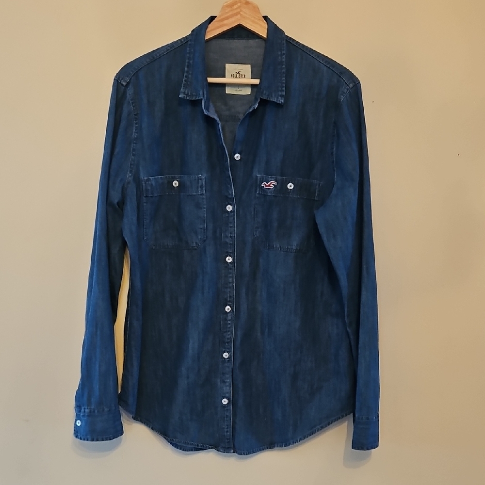 NWOT - Hollister Dark Blue Denim Shirt